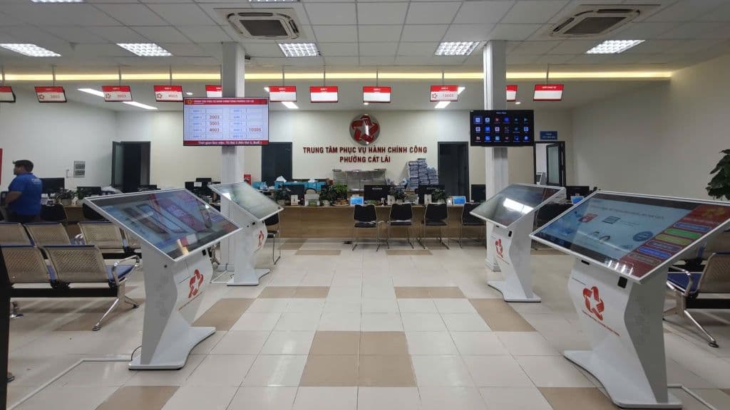 Phường Cát Lái Triển Khai Đầy Đủ Hệ Thống Hành Chính Công Cùng Kiosk ComQ - hình ảnh 1
